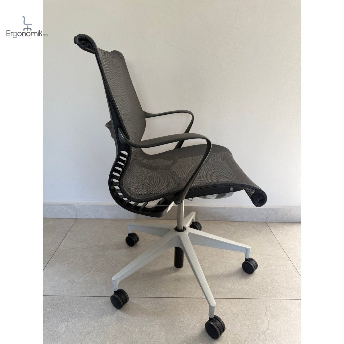 Silla Herman Miller Setu Gris - Preowned - Ergonomik sillas de oficina Herman Miller