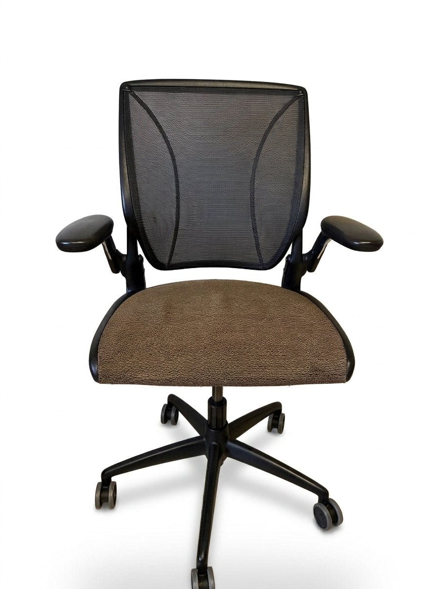 Silla Humanscale World Cafe