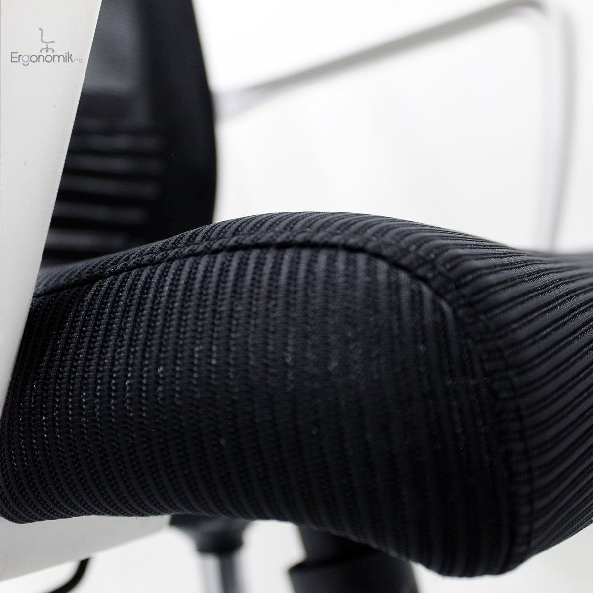Silla Operativa Cardona - Ergonomik silla directiva MBK