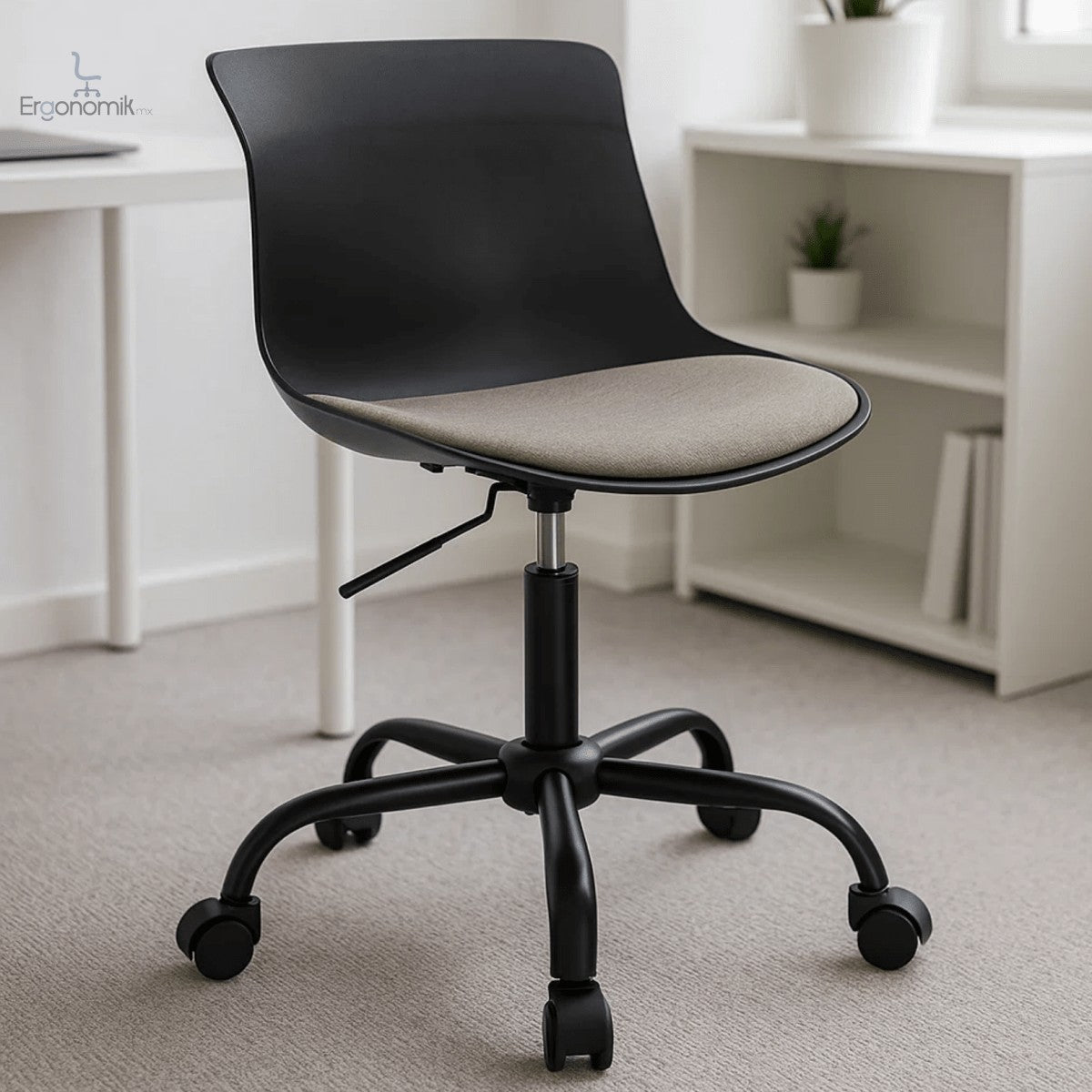 Silla Operativa Eames Acolchada Negro - Ergonomik silla ergonomica OFIK