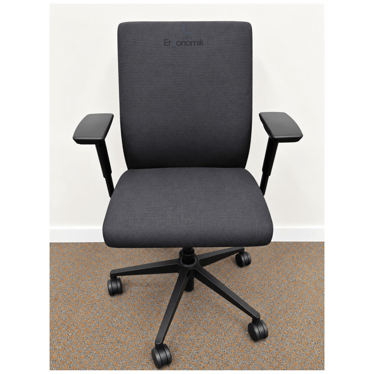 Silla Steelcase Think Negro Equipada Preowned | Muebles ergonomicos en Mexico | Ergonomik