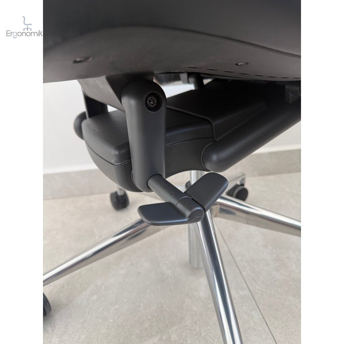 Silla Taper Piel Negra Marca Geiger MillerKnoll - Nueva - Ergonomik silla ergonomica Herman Miller