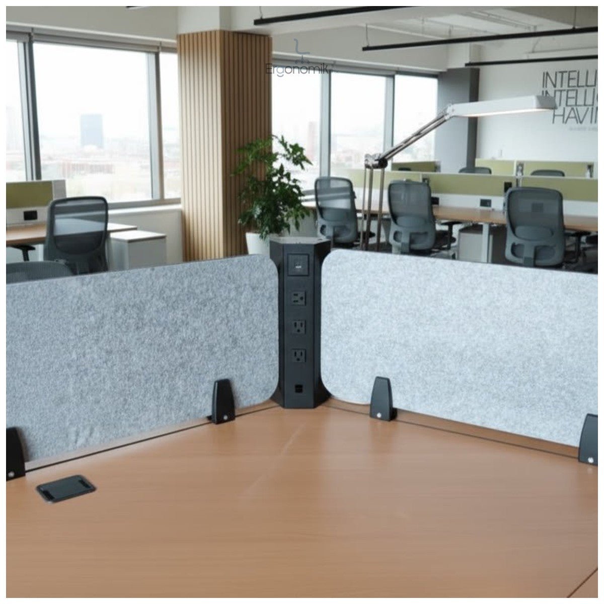 Torre de Conectividad Hexagonal 9 Contactos — LUMBRO - Ergonomik Torre de conectividad LUMBRO