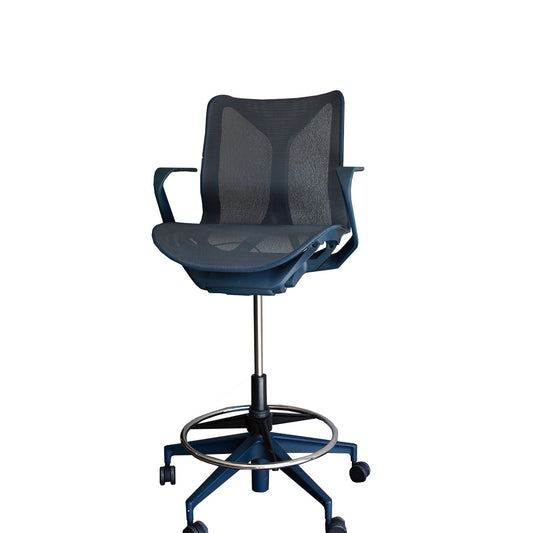 Silla Cosm Stool Herman Miller - Preowned